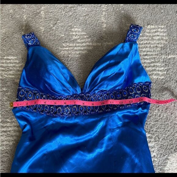 JASZ Couture Stunning Gown. Plunging back crisscross cut glass,And Beads sz6 - Picture 9 of 15